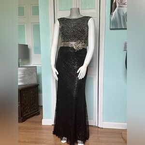 Size 12 Black Fitted Dress Mother of Bride Groom Tony Bowls Cruise Gala Gown